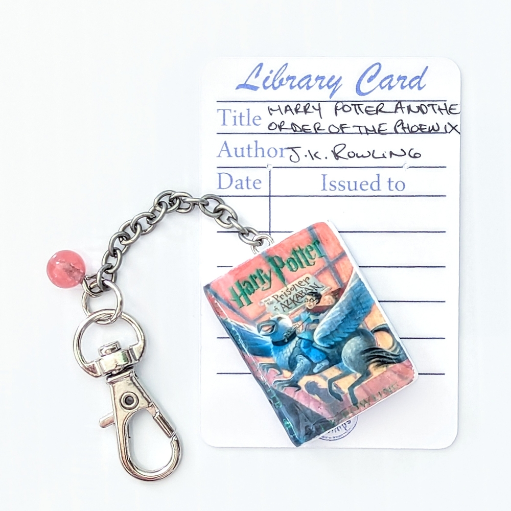 Harry Potter  And The Prisoner Of Azkaban Mini Book Keychain with Library Card